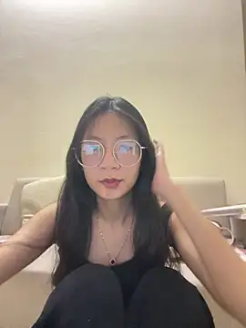 Lil-Gi online show from 11-13-25, 03:55