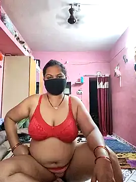 Snapshot of biggbobbsgirl chatting on 04-01-26, 02:56 biggbobbsgirl online show from 04-01-26, 02:56