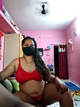 Snapshot of biggbobbsgirl chatting on 04-04-26, 02:43 biggbobbsgirl online show from 04-04-26, 02:43