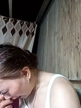 Snapshot of Bianly chatting on 02-17-26, 02:02 Bianly online show from 02-17-26, 02:02