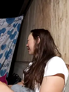 Snapshot of Bianly chatting on 03-11-26, 11:11 Bianly online show from 03-11-26, 11:11