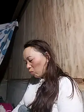 Snapshot of Bianly chatting on 03-15-26, 11:00 Bianly online show from 03-15-26, 11:00