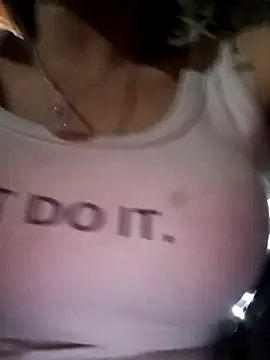 Snapshot of Bianly chatting on 03-17-26, 11:52 Bianly online show from 03-17-26, 11:52