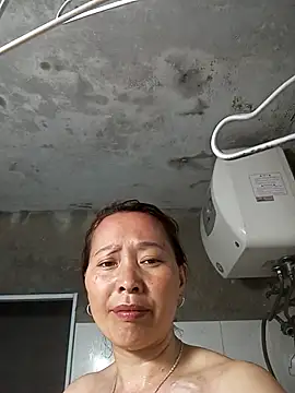 Snapshot of Bianly chatting on 03-25-26, 11:49 Bianly online show from 03-25-26, 11:49