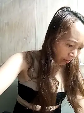 Snapshot of Bianly chatting on 04-11-26, 10:36 Bianly online show from 04-11-26, 10:36