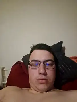 Snapshot of kristaly791 chatting on 01-11-26, 03:50 kristaly791 online show from 01-11-26, 03:50