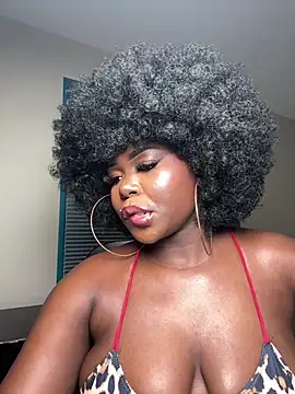 WomanNextdoor1 online show from 03-21-26, 10:09