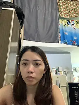 Snapshot of Minee1202 chatting on 07-15-26, 12:38 Minee1202 online show from 07-15-26, 12:38