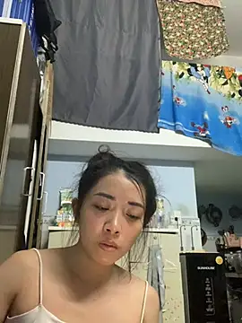 Snapshot of Minee1202 chatting on 07-21-26, 12:57 Minee1202 online show from 07-21-26, 12:57
