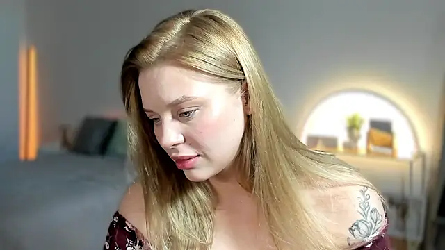 LilyFlamee online show from 03-13-26, 02:23