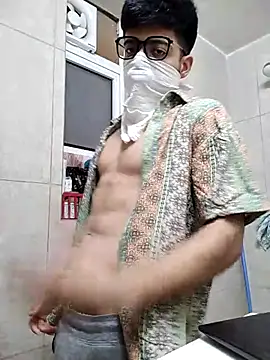 Snapshot of mrmasseur06 chatting on 05-31-26, 06:31 mrmasseur06 online show from 05-31-26, 06:31