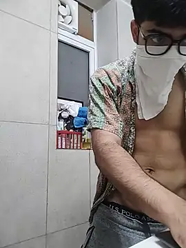 Snapshot of mrmasseur06 chatting on 06-13-26, 07:23 mrmasseur06 online show from 06-13-26, 07:23
