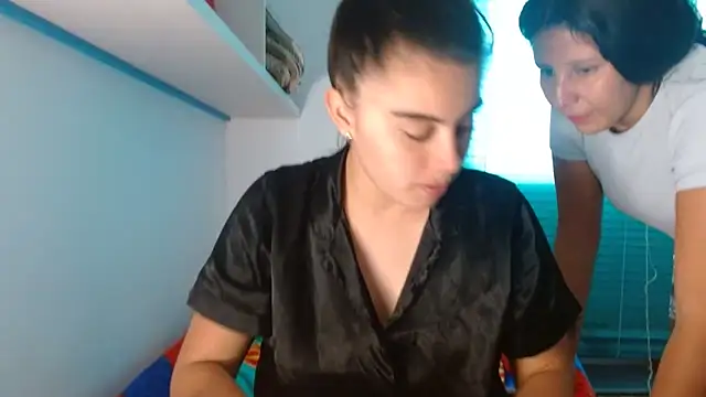 Arieeel 09 online show from 04-19-26, 04:06