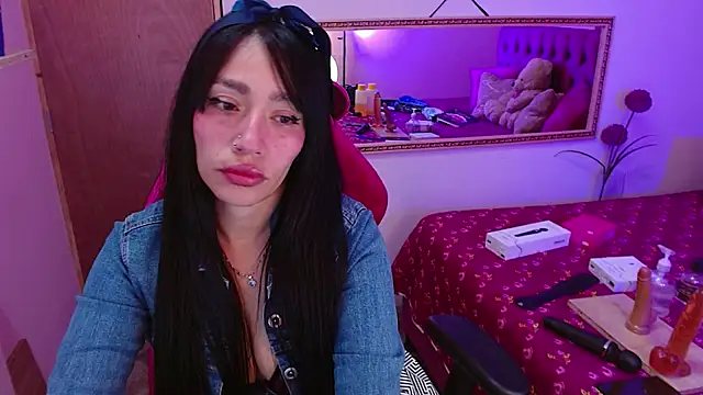 IVET CUTE1 online show from 05-30-26, 03:58