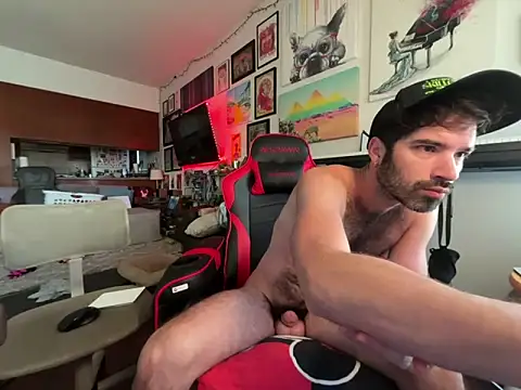 Pupscritch online show from 04-17-26, 01:58