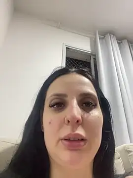 yumi-hot online show from 03-19-26, 02:15