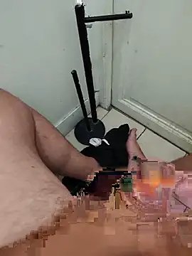 Leprofdusex69 online show from 05-17-26, 04:36