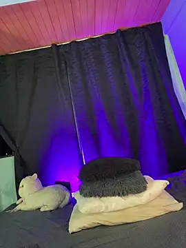 EVAH LEE  online show from 07-10-26, 03:55