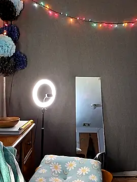 PeachyAriel online show from 03-28-26, 11:04