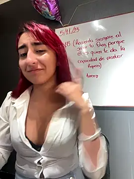 JuliethaDemon  online show from 11-07-25, 02:17