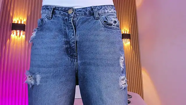 imtammy lynn  online show from 04-01-26, 11:33