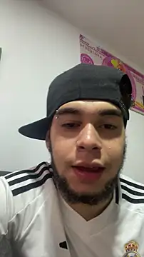 enzo vittale03  online show from 03-11-26, 01:33