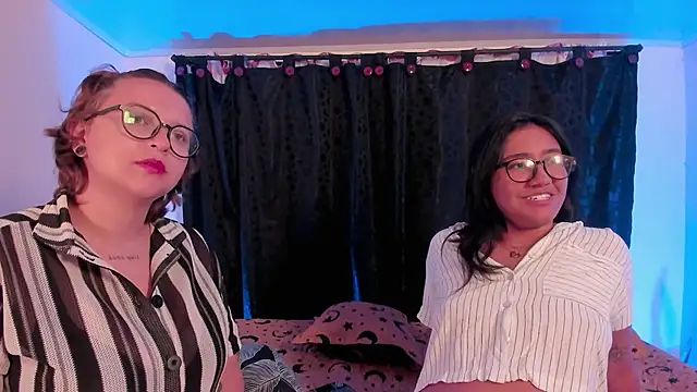 CrazyCakes  online show from 05-18-26, 02:18