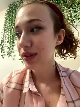 yourfavpsy  online show from 01-11-26, 01:27