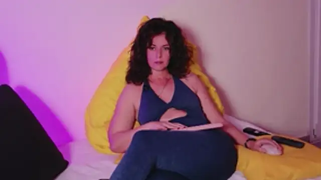 Witch in Silk online show from 03-14-26, 06:35