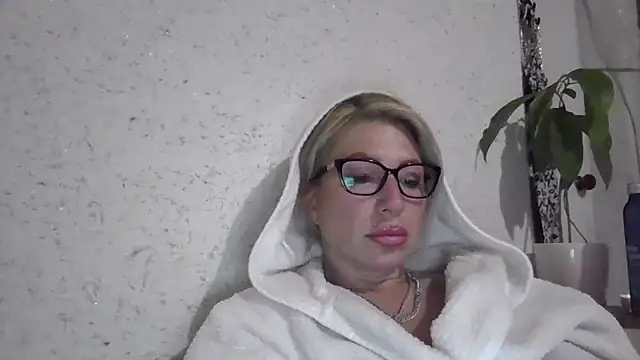 fox red lady7 online show from 05-02-26, 08:36