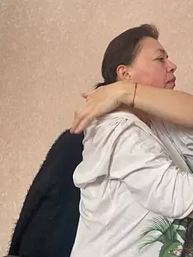 Kiravix online show from 03-10-26, 07:35