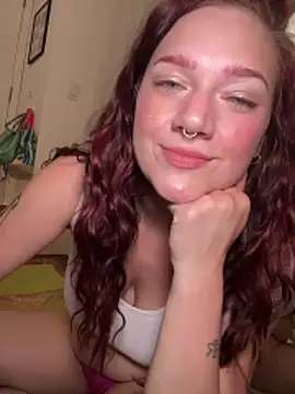 Snapshot of zarialove chatting on 06-18-26, 02:56 zarialove online show from 06-18-26, 02:56