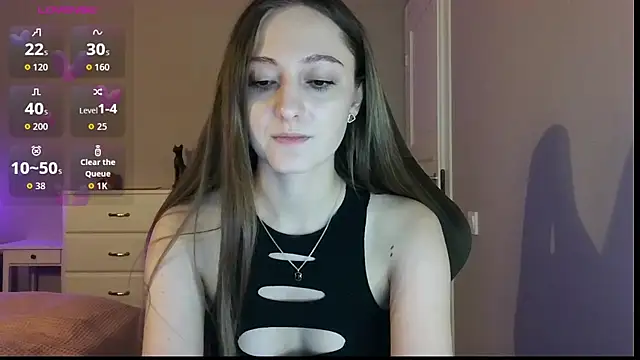 Snapshot of white_liillyy chatting on 07-08-26, 08:57 white liillyy online show from 07-08-26, 08:57