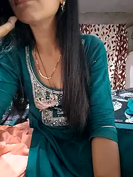 Paakhi-Singh online show from 04-24-26, 08:06