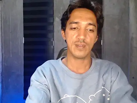 RowyCam online show from 12-17-25, 02:34