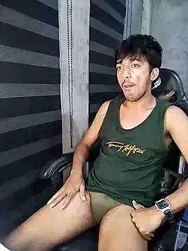 RowyCam online show from 02-15-26, 02:47