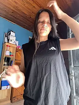 Snapshot of Evermorre chatting on 03-09-26, 05:06 Evermorre online show from 03-09-26, 05:06