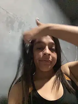 Snapshot of Evermorre chatting on 03-10-26, 12:32 Evermorre online show from 03-10-26, 12:32