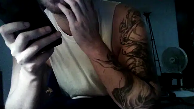 Snapshot of WyattL96 chatting on 07-30-26, 05:34 WyattL96 online show from 07-30-26, 05:34