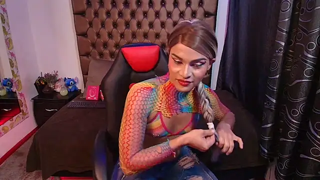 lailahdark online show from 02-20-26, 06:26