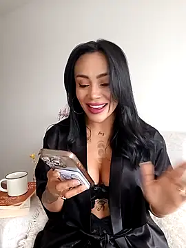 Snapshot of DiosaFortuna chatting on 04-17-26, 12:08 DiosaFortuna online show from 04-17-26, 12:08