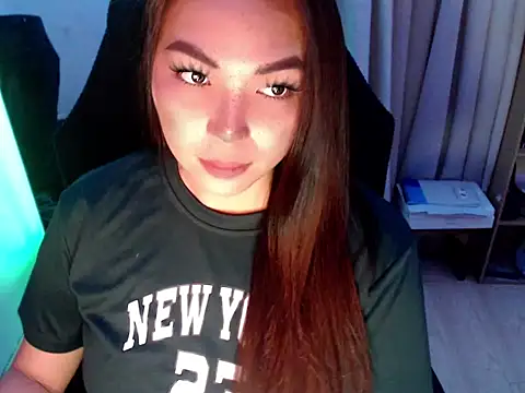 HolLyFaaCKer online show from 03-12-26, 03:40