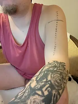 Snapshot of matty244 chatting on 02-15-26, 11:12 matty244 online show from 02-15-26, 11:12