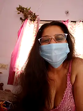 Snapshot of thanusi_2 chatting on 03-02-26, 06:14 thanusi 2 online show from 03-02-26, 06:14