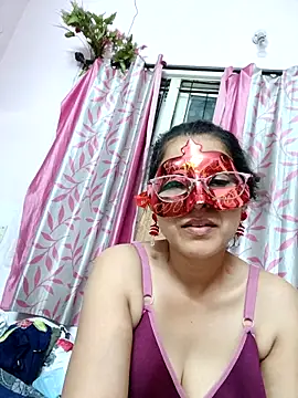 Snapshot of thanusi_2 chatting on 03-06-26, 05:09 thanusi 2 online show from 03-06-26, 05:09