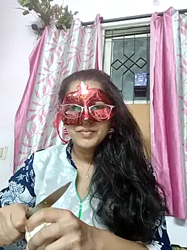 Snapshot of thanusi_2 chatting on 03-13-26, 04:35 thanusi 2 online show from 03-13-26, 04:35