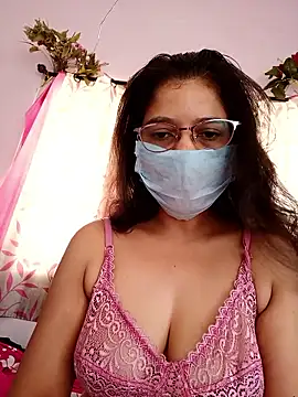 Snapshot of thanusi_2 chatting on 03-22-26, 06:17 thanusi 2 online show from 03-22-26, 06:17