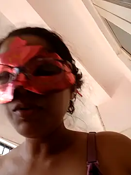 Snapshot of thanusi_2 chatting on 03-27-26, 05:35 thanusi 2 online show from 03-27-26, 05:35