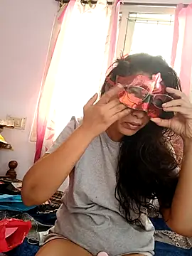 Snapshot of thanusi_2 chatting on 04-03-26, 06:00 thanusi 2 online show from 04-03-26, 06:00