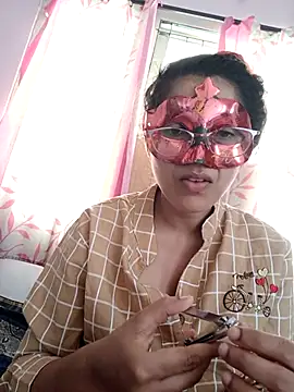 Snapshot of thanusi_2 chatting on 04-06-26, 04:46 thanusi 2 online show from 04-06-26, 04:46